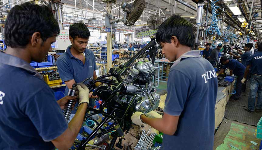 States compete for far-reaching labour reforms in India