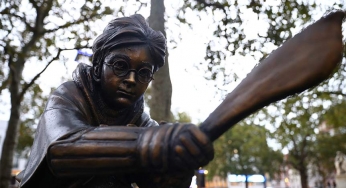Harry Potter playing Quidditch in London to attract worldwide fans